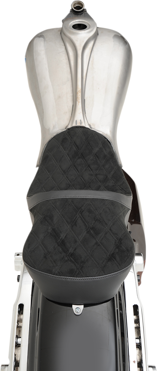 Low Touring Seat - Diamond - Ness Winged Tanks - FL '08-'23