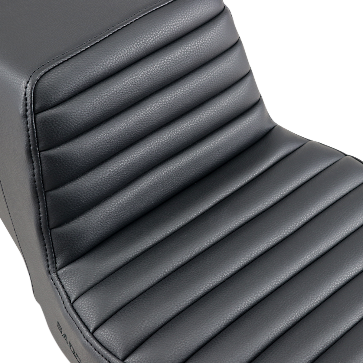 Step-Up Seat - Front Tuck-n-Roll - Black - FLHR/FLHX
