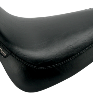 Silhouette Solo Seat - Smooth - Black - FLST '08-'17