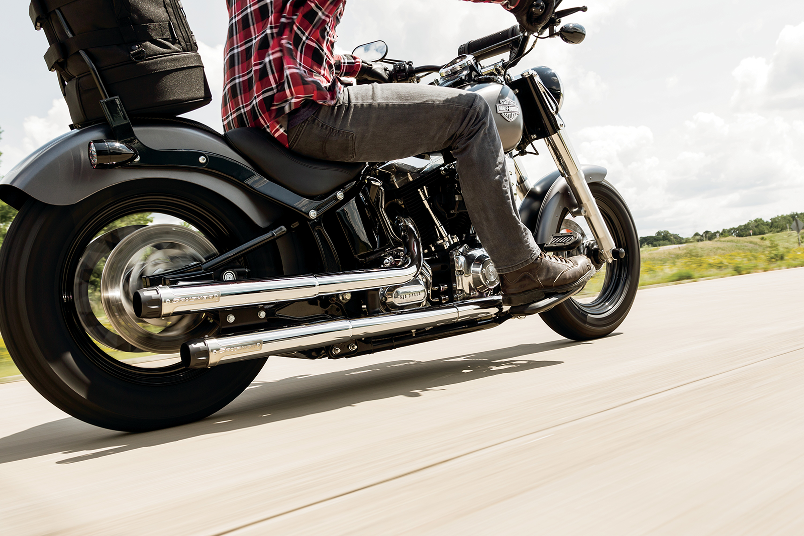 Seat - Wide Tripper™ Solo - without Backrest - Smooth - Black - Image 2