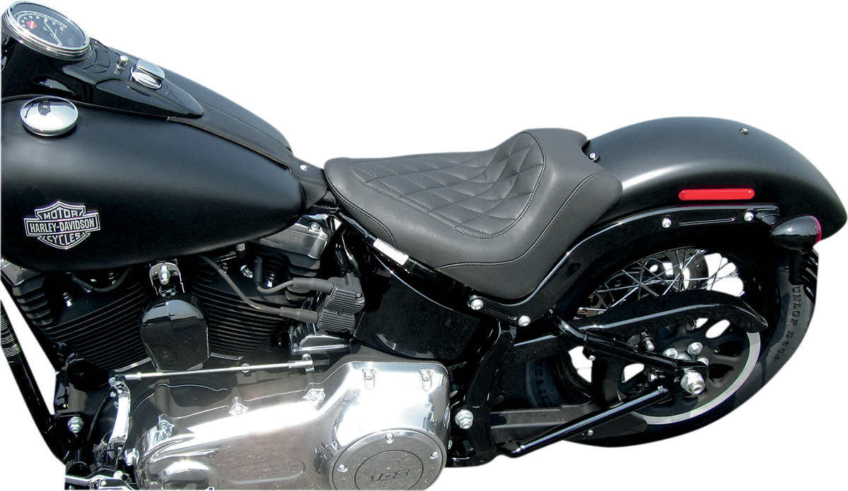 Seat - Wide Tripper™ Solo - without Backrest - Diamond - Black - Image 2