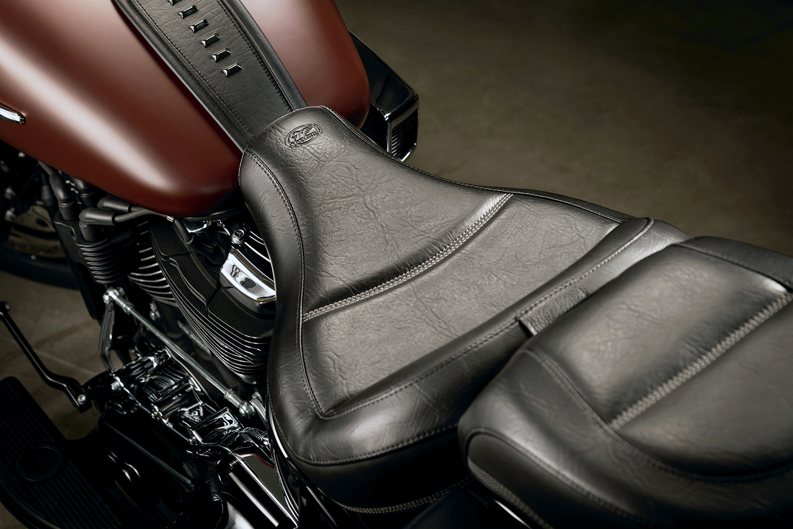 Passenger Touring Seat - Black - Original - FLHC/FLDE