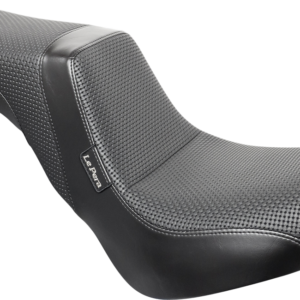 Daytona 2-Up Seat - Without Backrest - Basketweave - Black - Softail '18-'23