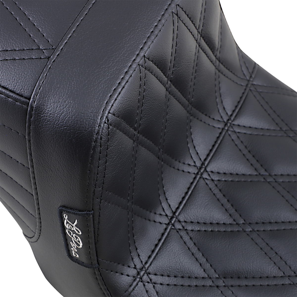 Tailwhip Seat - Double Diamond - Black - FXD '99-'03