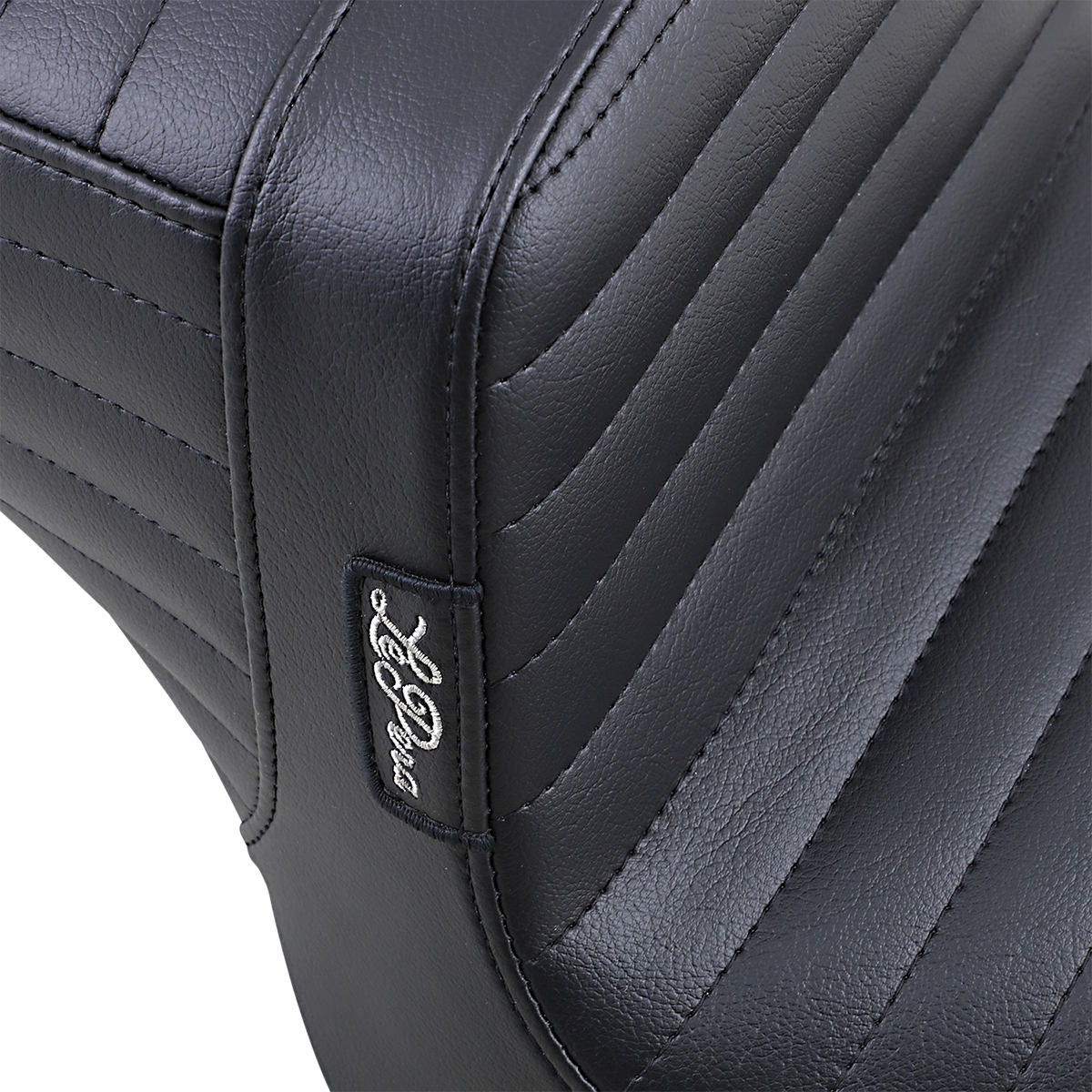 Tailwhip Seat - Pleated - Black - XL '10-'22