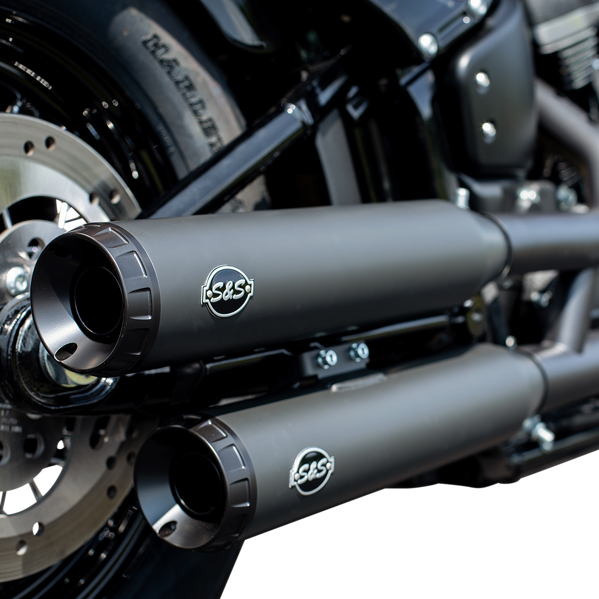 Grand National Race Mufflers for Softail - Black
