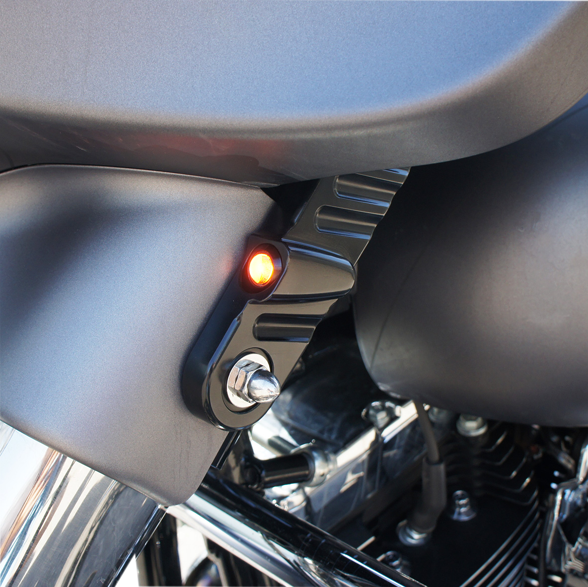 Streamliner Turn Signals - Finned - Black