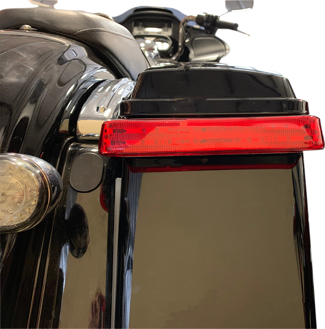 Saddlebag Lights - SS6 - Chrome/Red - Image 3