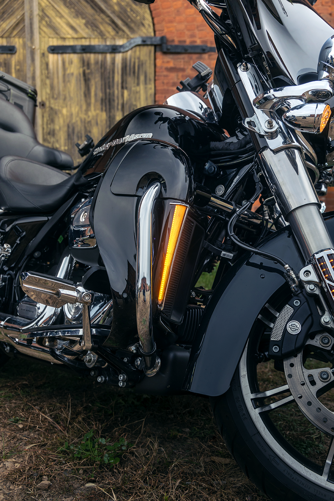 Lower Fairing Lights - Chrome - Image 7