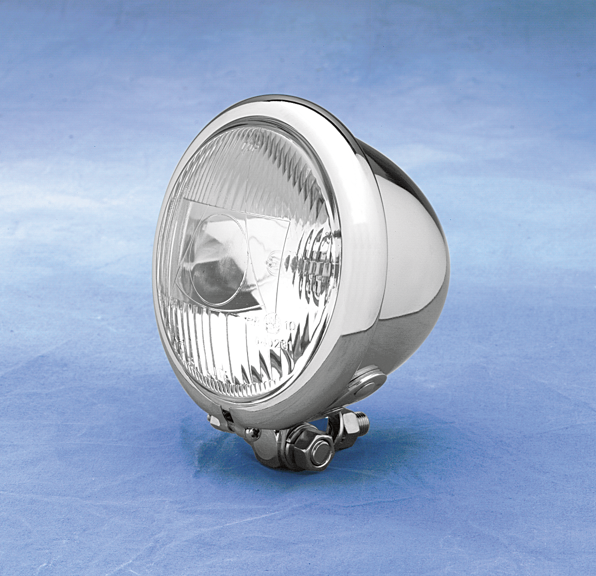 Spotlight - Swivel Mount - 4-1/2" - Chrome - Image 2