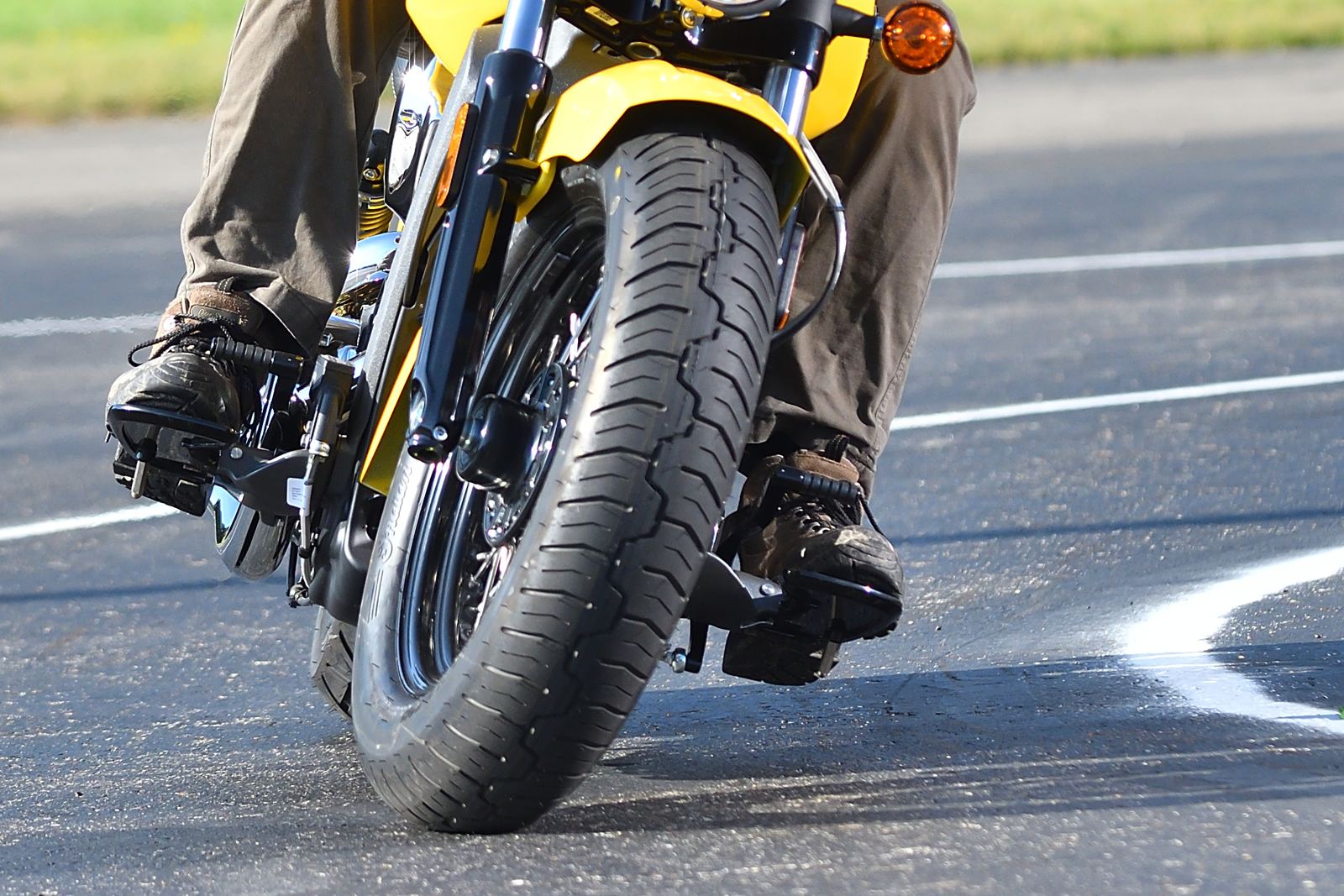 Tire - K673 Kruz - Front - 120/90-18 - 71H - Image 2